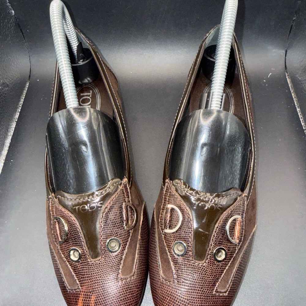 Size 36.5 EU - Tod’s (Italy) Round Toe Brown Embossed Flat Shoe, No Box, Flawed